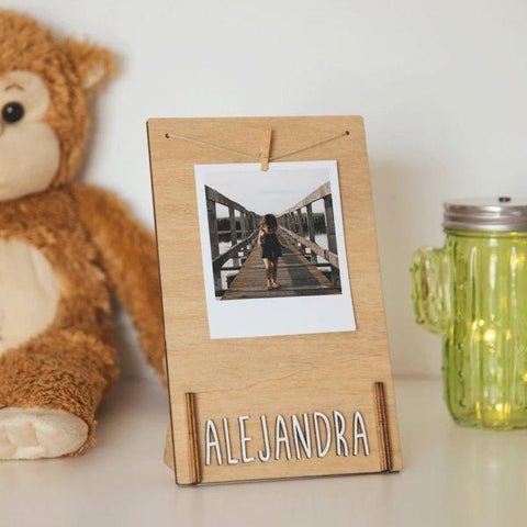 Vertical Photo Frame with Clip